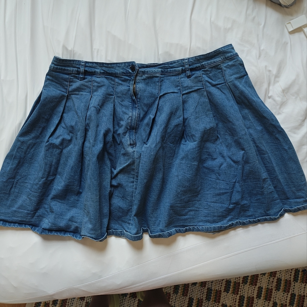 Hot Topic - Pleated Denim Skirt - 4x